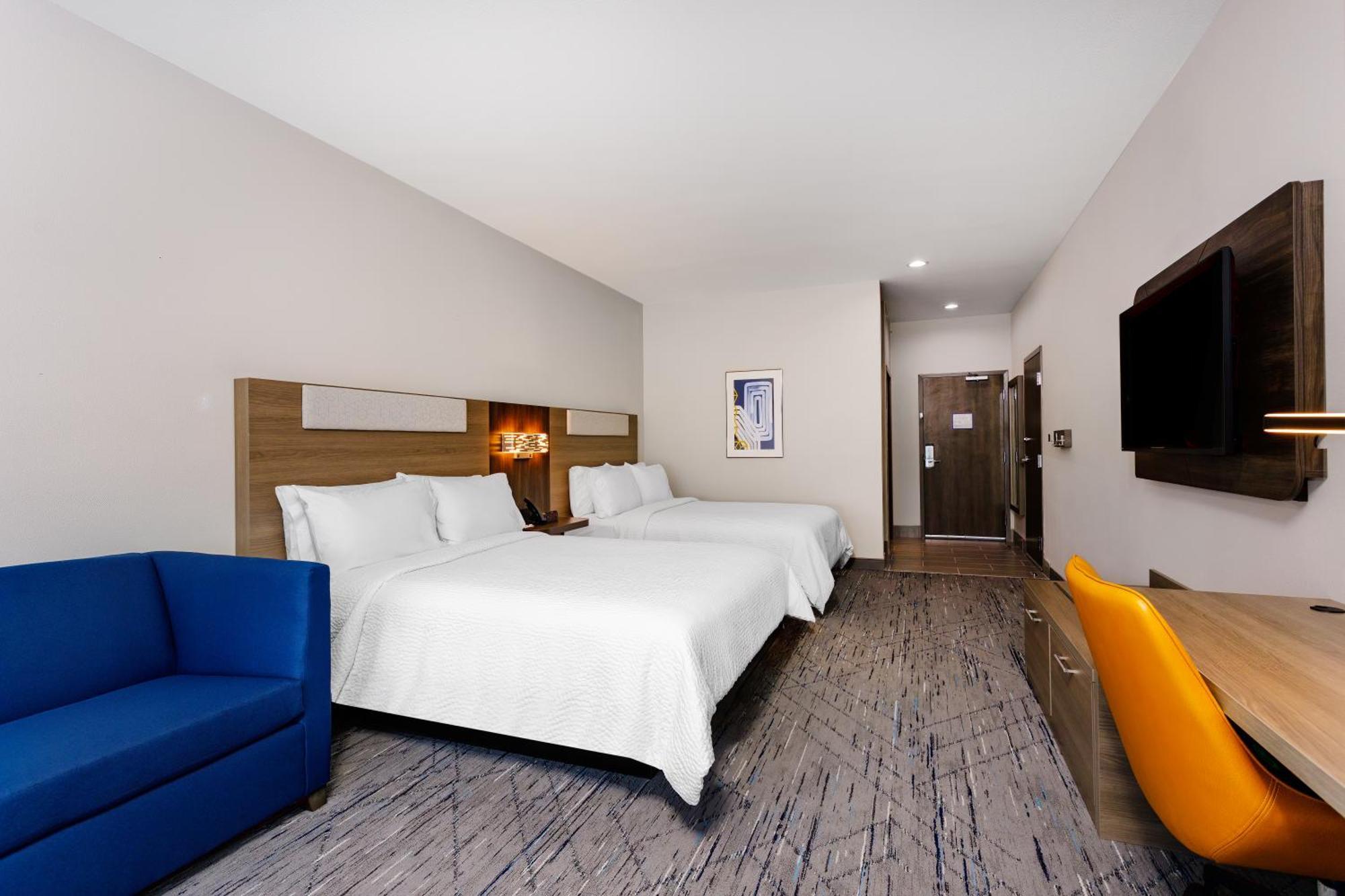 Holiday Inn Express & Suites Tampa Stadium - Airport Area By Ihg 外观 照片