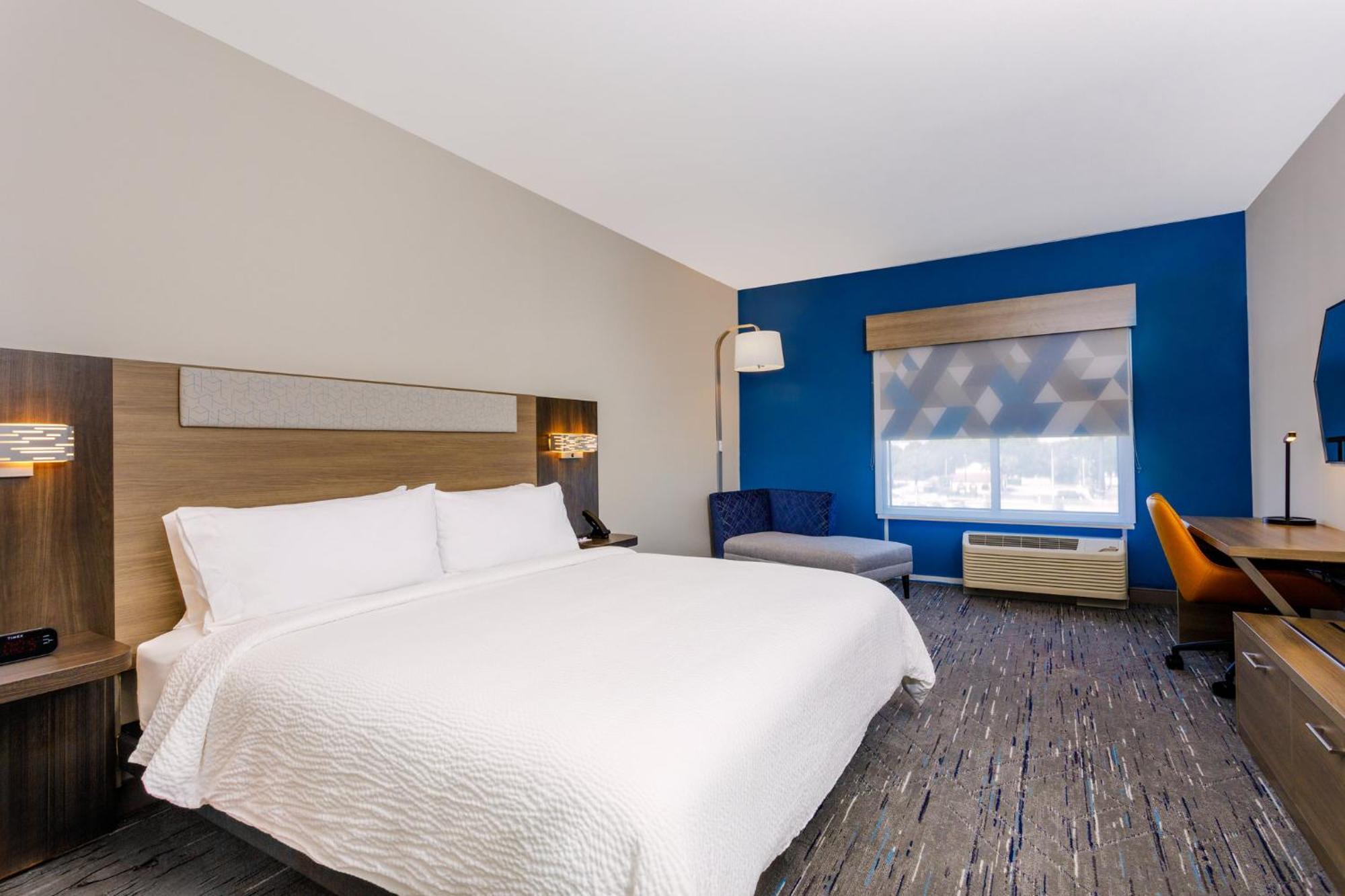 Holiday Inn Express & Suites Tampa Stadium - Airport Area By Ihg 外观 照片