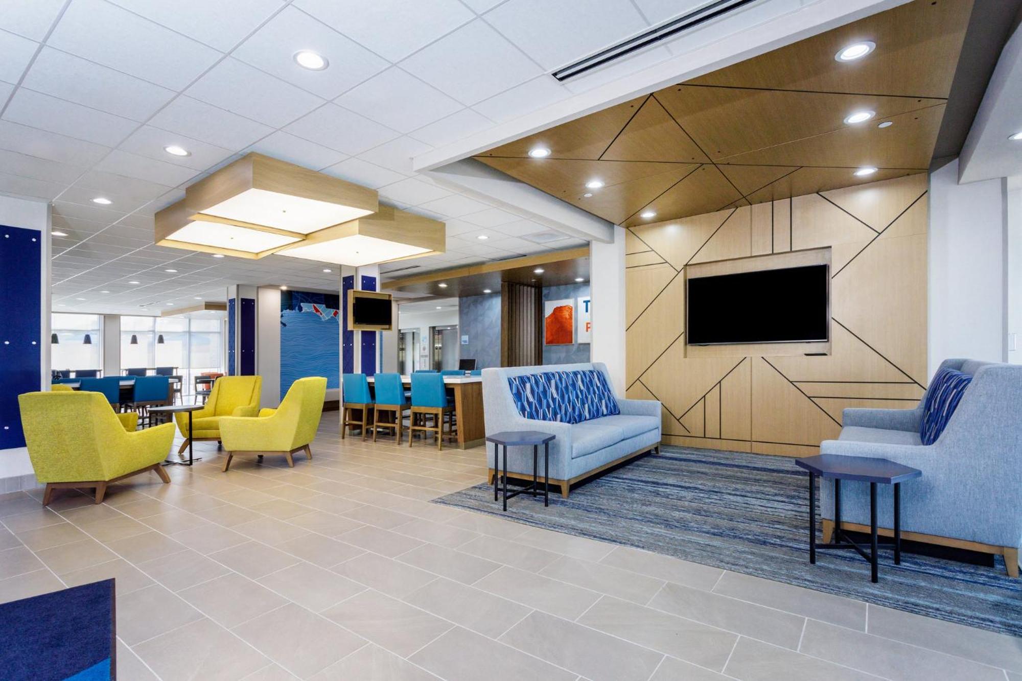 Holiday Inn Express & Suites Tampa Stadium - Airport Area By Ihg 外观 照片